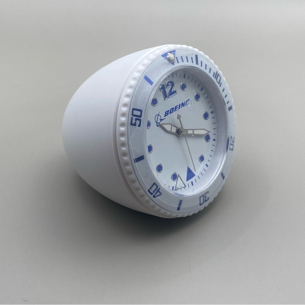 Boeing Mini Desk Clock - Picture 3 of 4